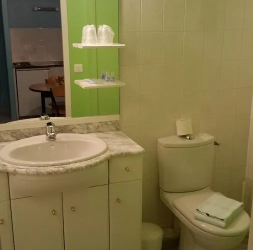 Des Colonnes Hotel 2*